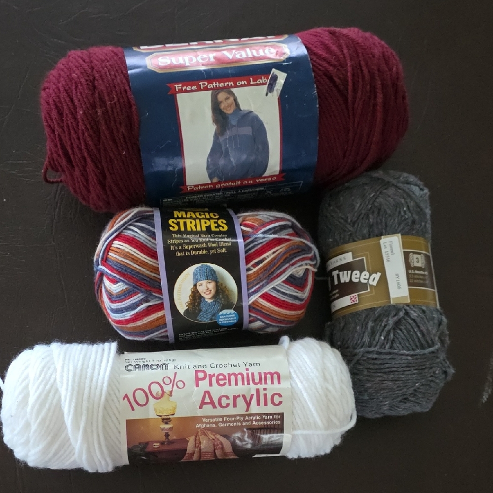 Carbon Acrylic Yarn Set - Burgundy, Multicolor, Gray, White